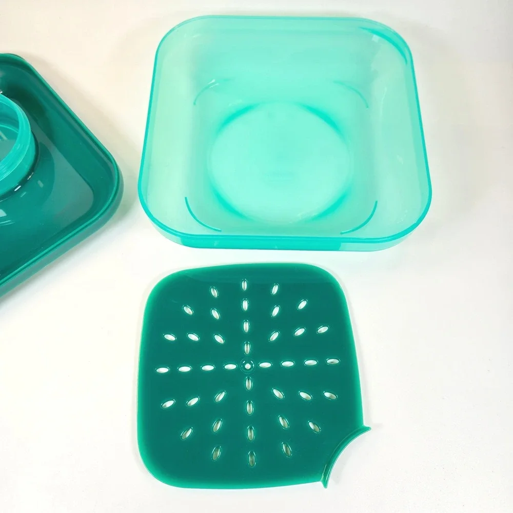 Aladdin Teal Aqua 24oz Lunch Box Food Storage Container with Dressing Cup Tray